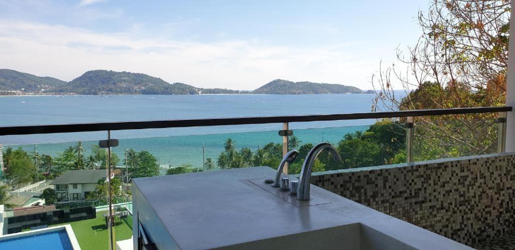 De Luxe A Patong, 2 Avec Piscine Vue Sur *
